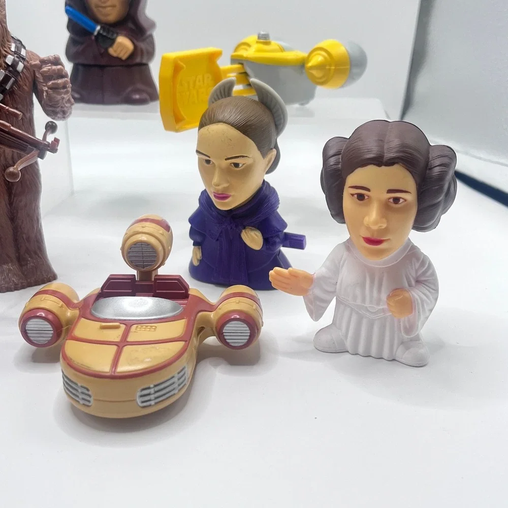 Star Wars 2005 Burger King Toy Lot with A New Hope Popcorn Tin 8pc Set
